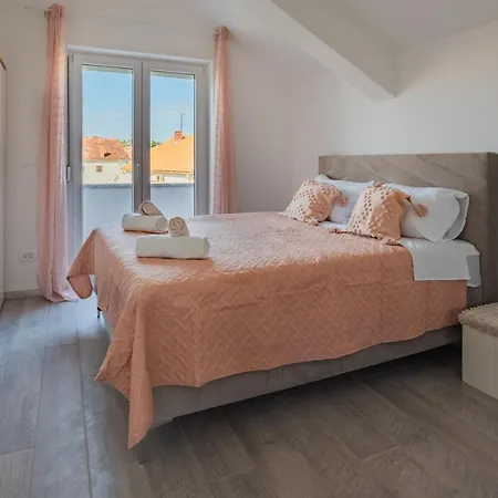 Seaview Roberta 扎达尔