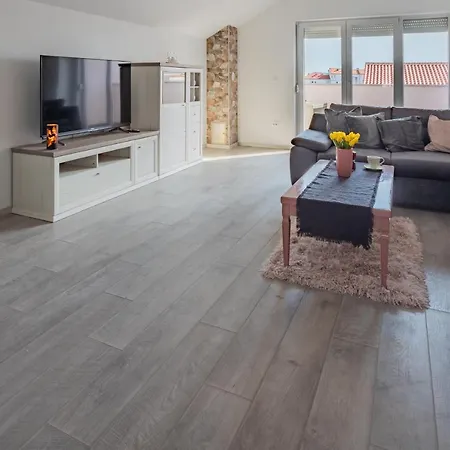 Seaview Roberta 公寓 *