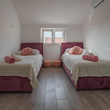 Seaview Roberta 扎达尔