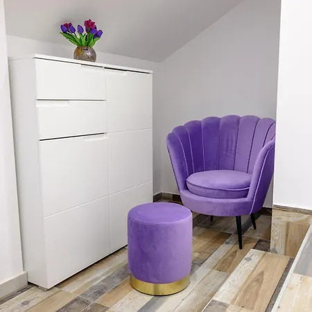 Seaview Roberta 公寓 *