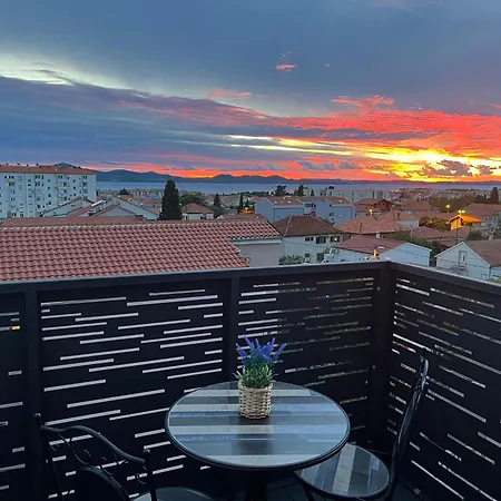 Seaview Roberta 公寓