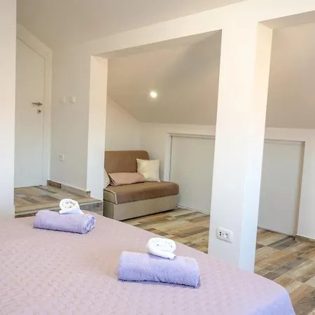 Apartment Seaview Roberta *